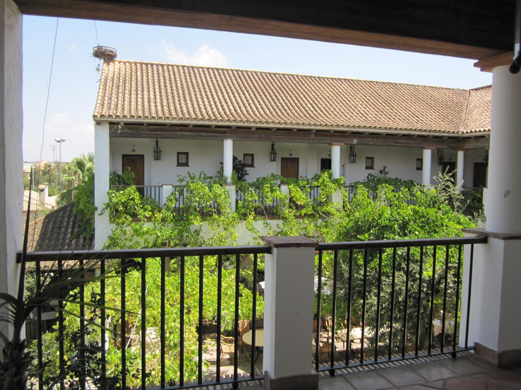 Hotel Cortijo Las Grullas Benalup-Casas Viejas Exterior photo