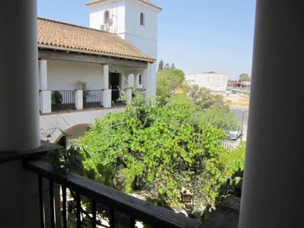Hotel Cortijo Las Grullas Benalup-Casas Viejas Exterior photo